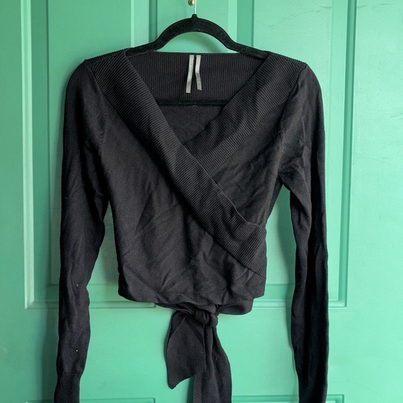 Anthropologie small black top excellent condition - Picture 1 of 6